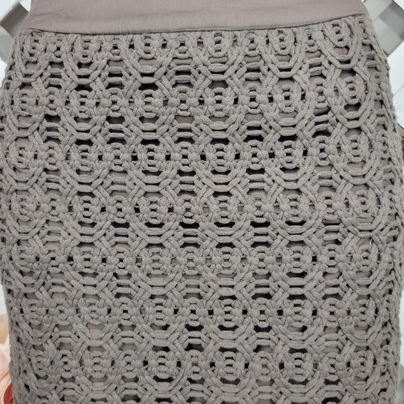 Wai Ming Crochet Pencil Skirt Size 4 - Picture 2 of 8